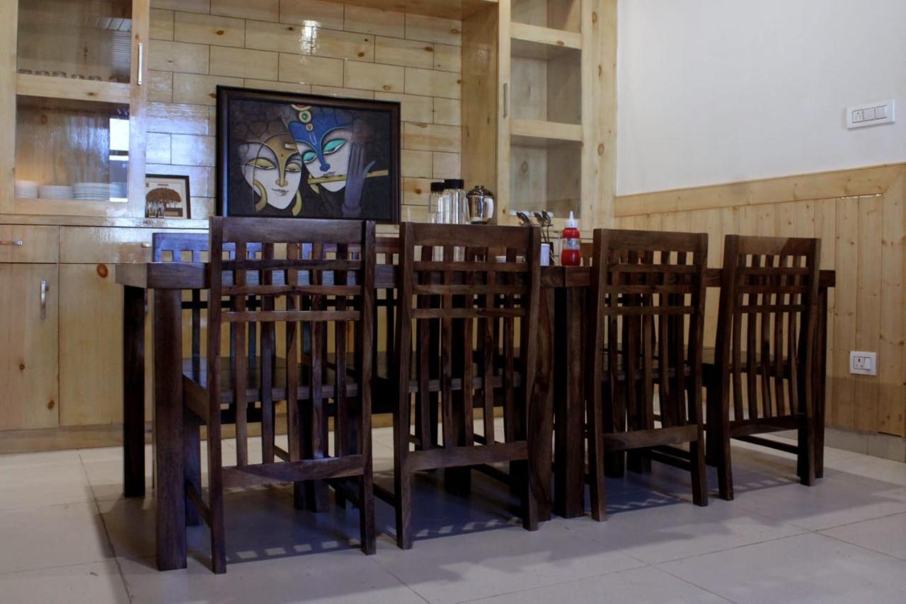 Him Aashrey B&B Homestay Шимла Экстерьер фото