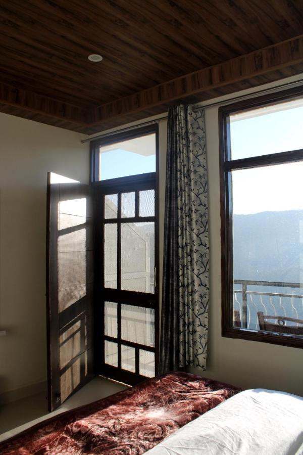 Him Aashrey B&B Homestay Шимла Экстерьер фото