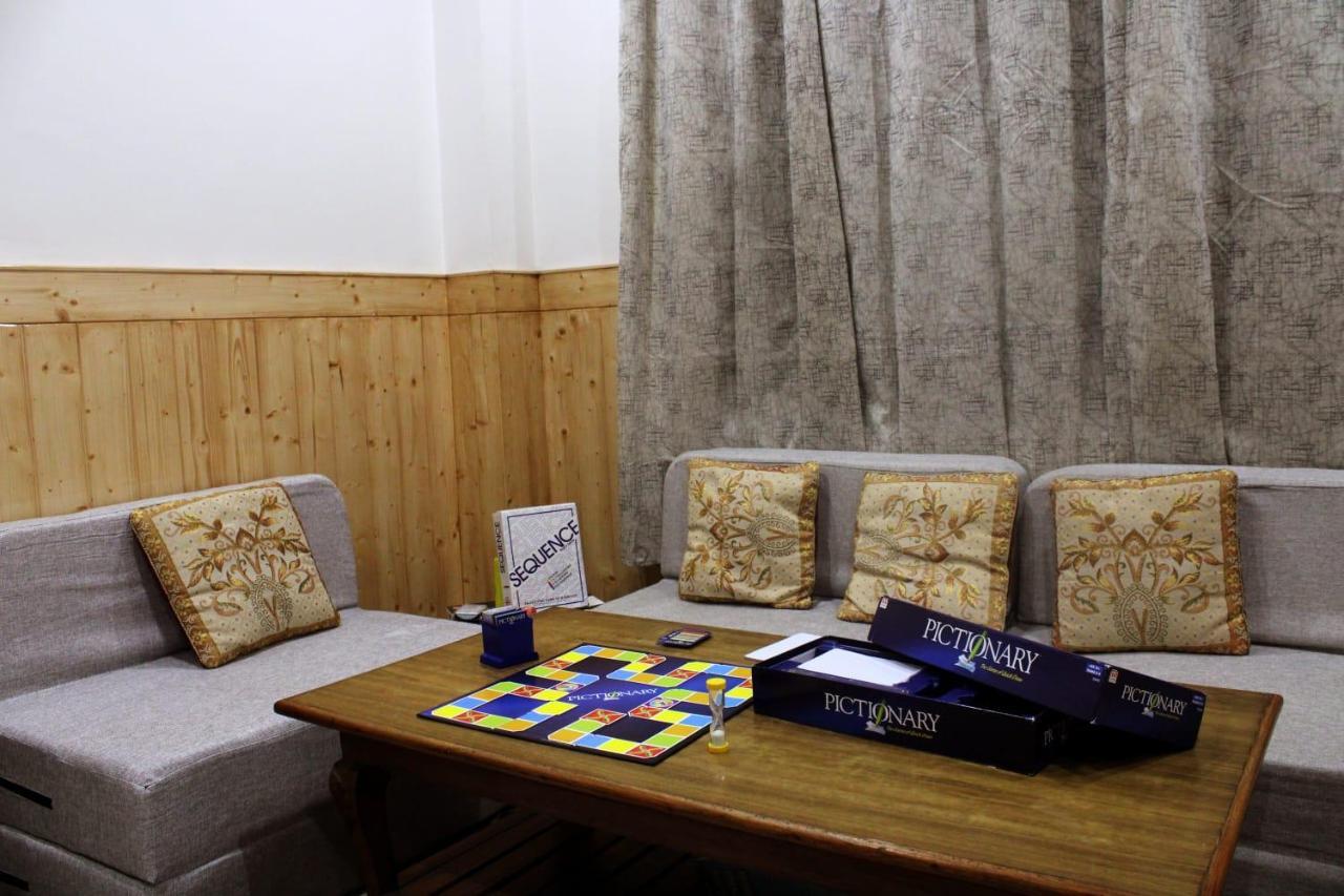 Him Aashrey B&B Homestay Шимла Экстерьер фото